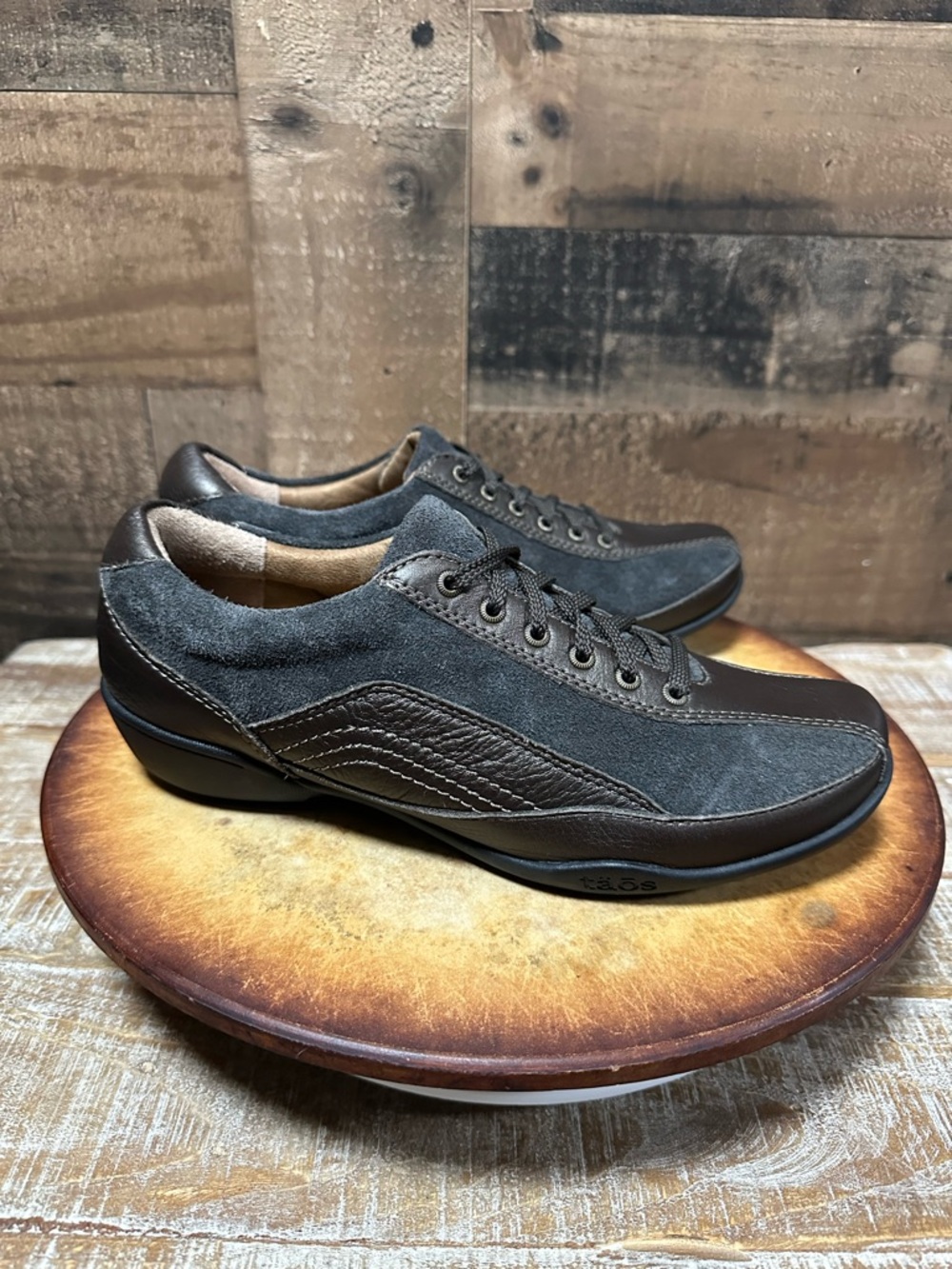 Taos Steady Women’s Size 7.5 Brown Leather Suede Comfort Walking Lace Up Shoes